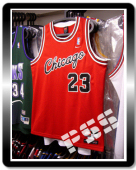 *Swingman NBA Chicago Bulls Michael Jordan #23 8403 Rookie Red Jersey XL